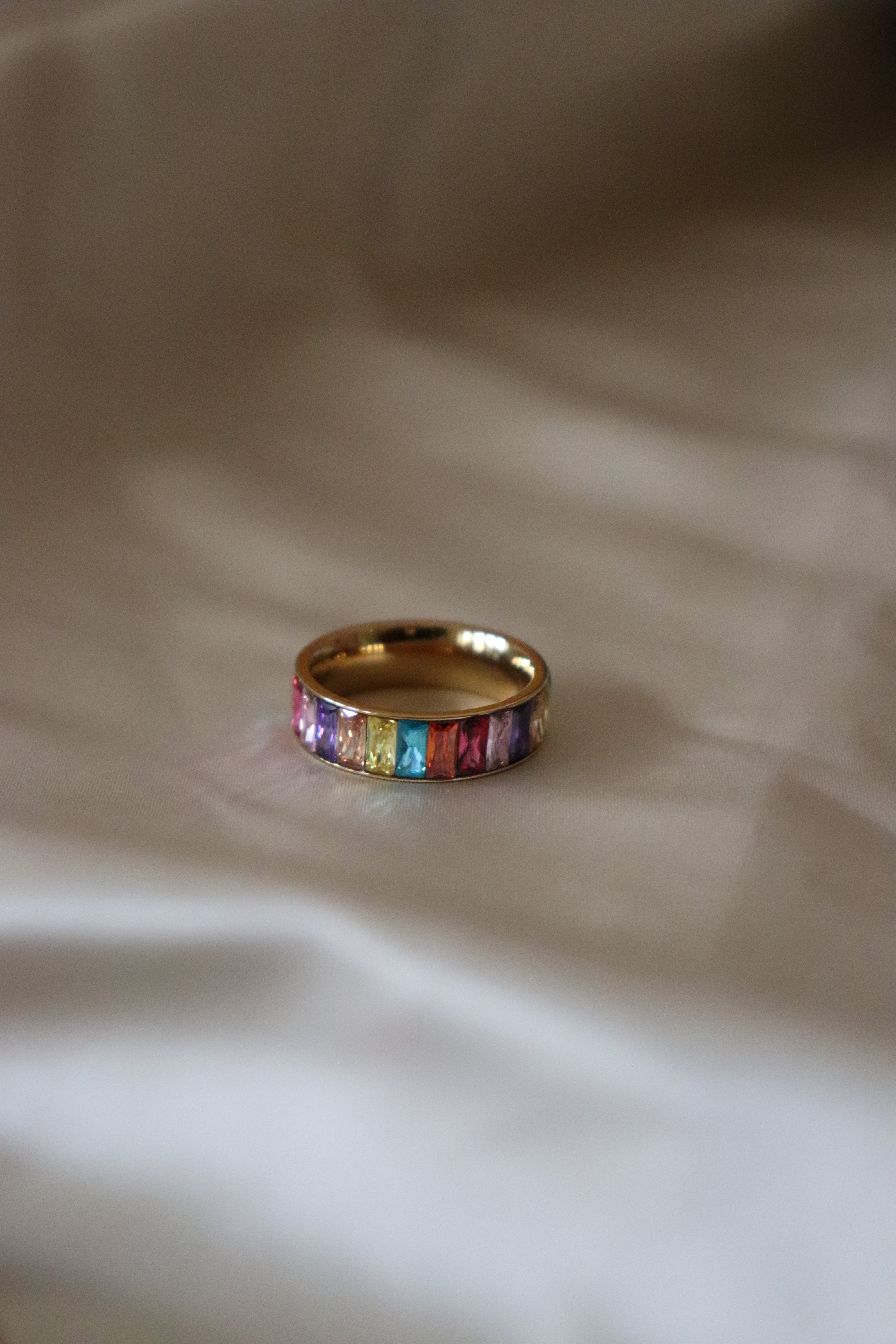 Multi colour ring