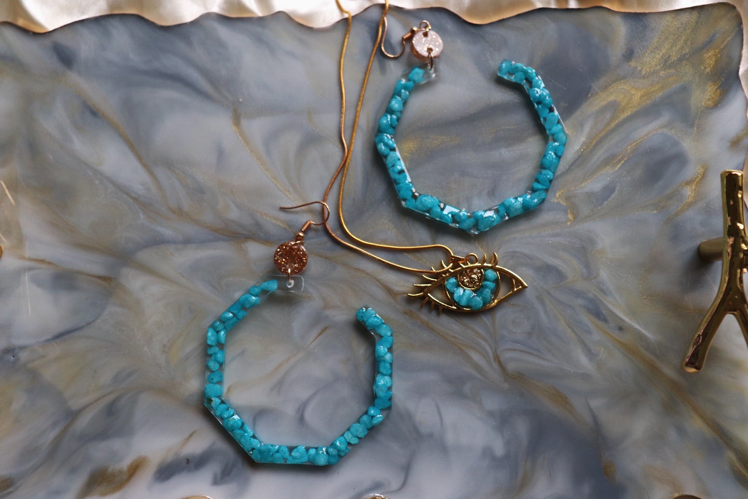The Blue Stone Set/ Gold and White Set